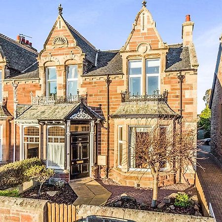 The Castle B&B Инвернес Екстериор снимка