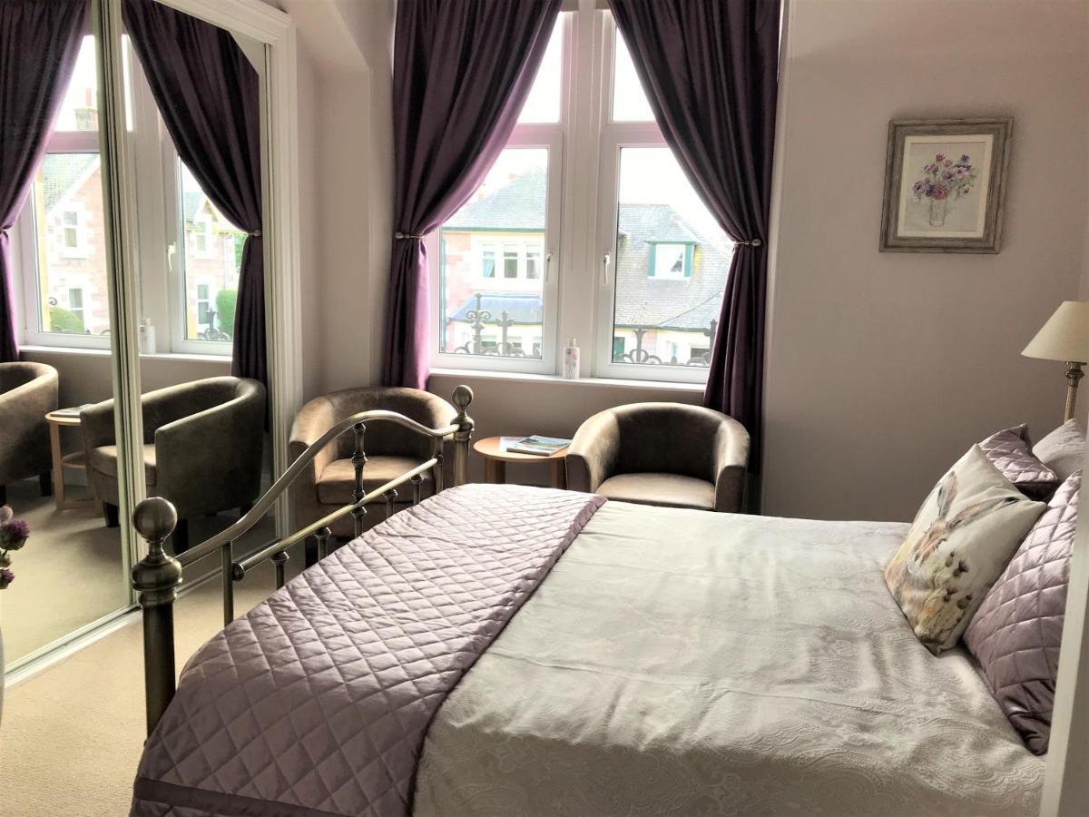 The Castle B&B Инвернес Екстериор снимка